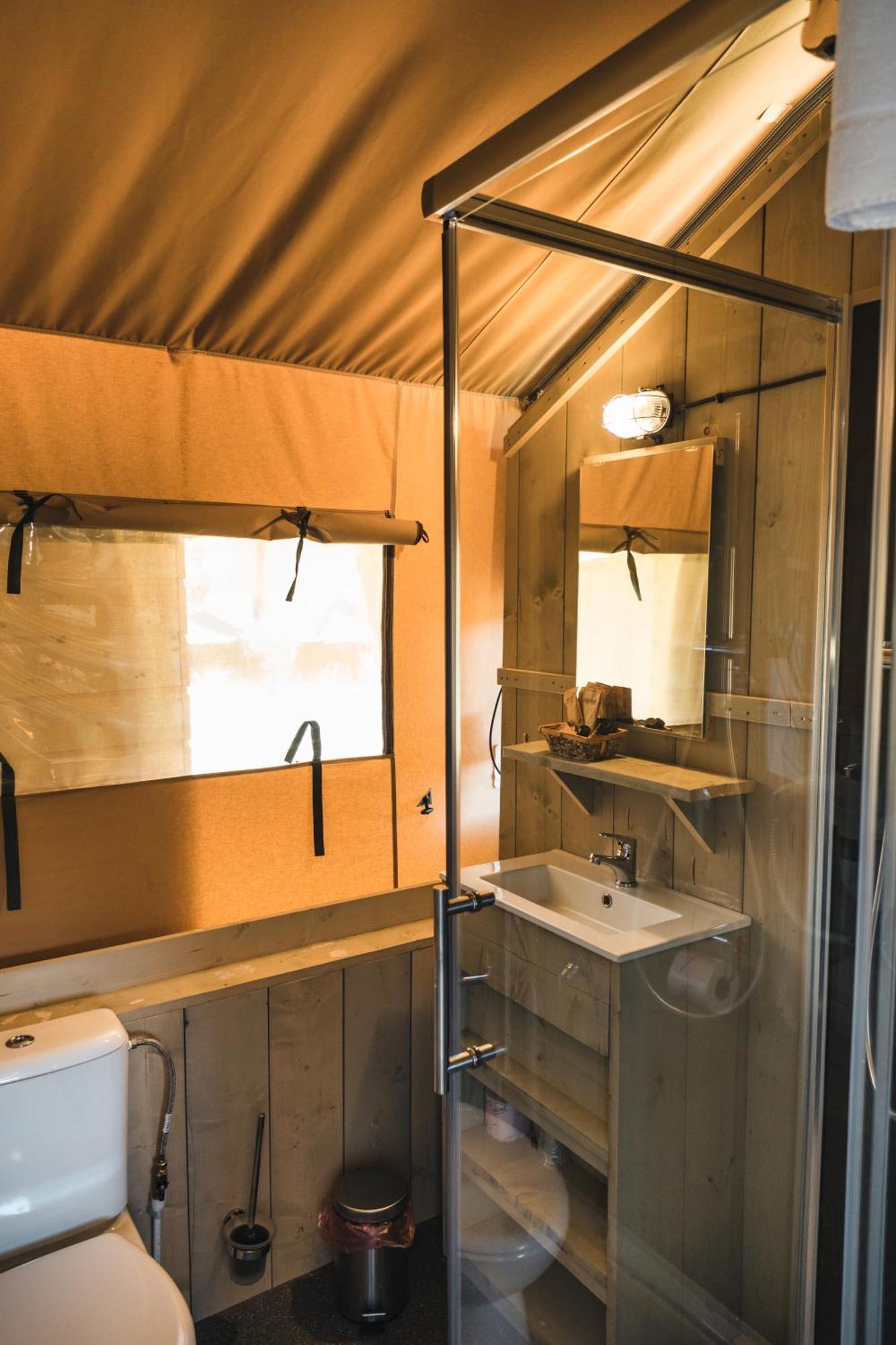 Hotel Glamping Le Tegole Riparbella Exterior foto