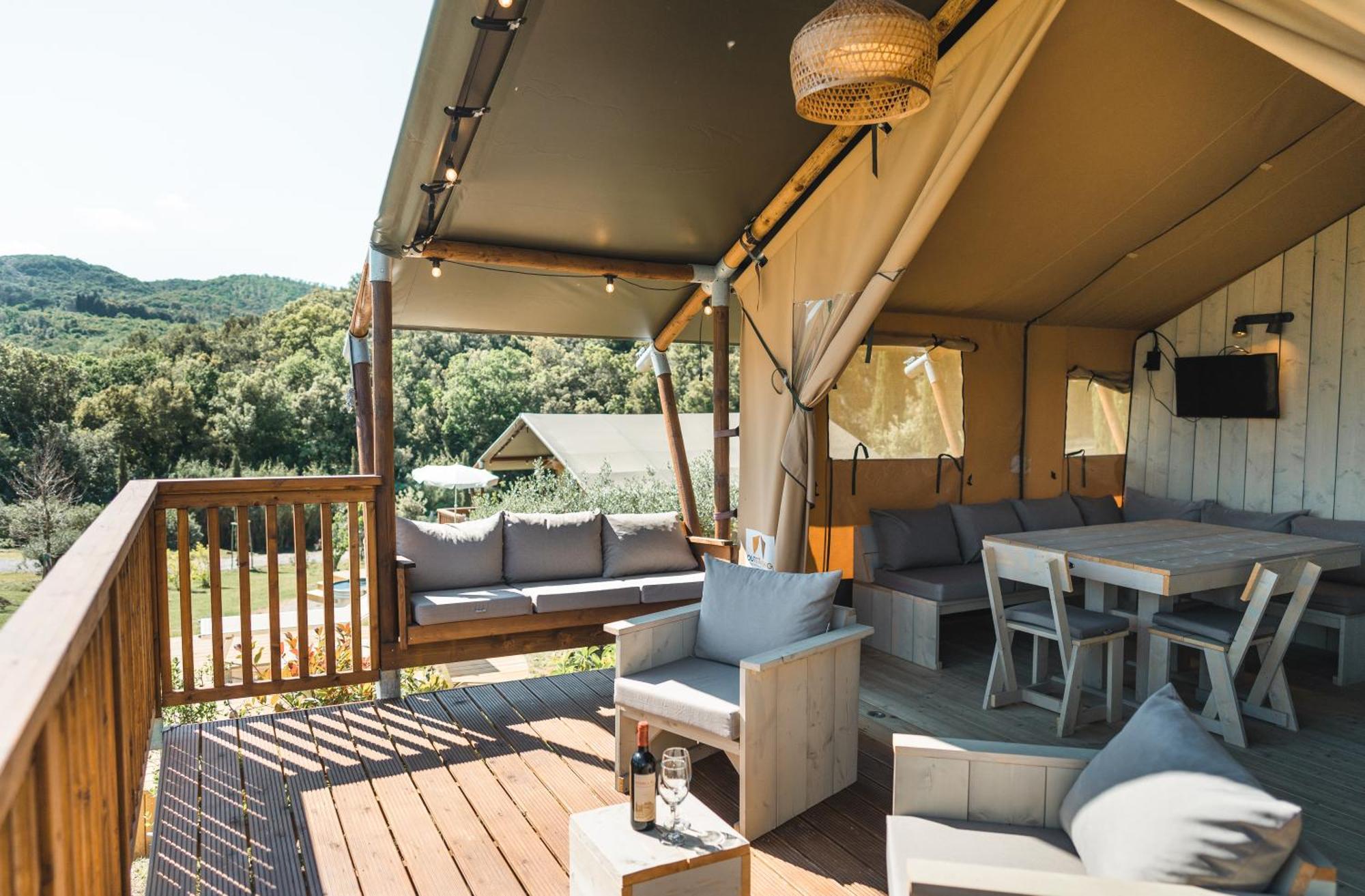 Hotel Glamping Le Tegole Riparbella Exterior foto